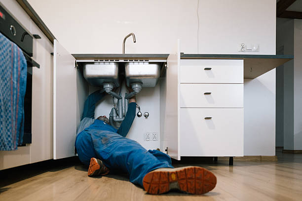 Professional Emergency Plumber technician working in East China, MI
